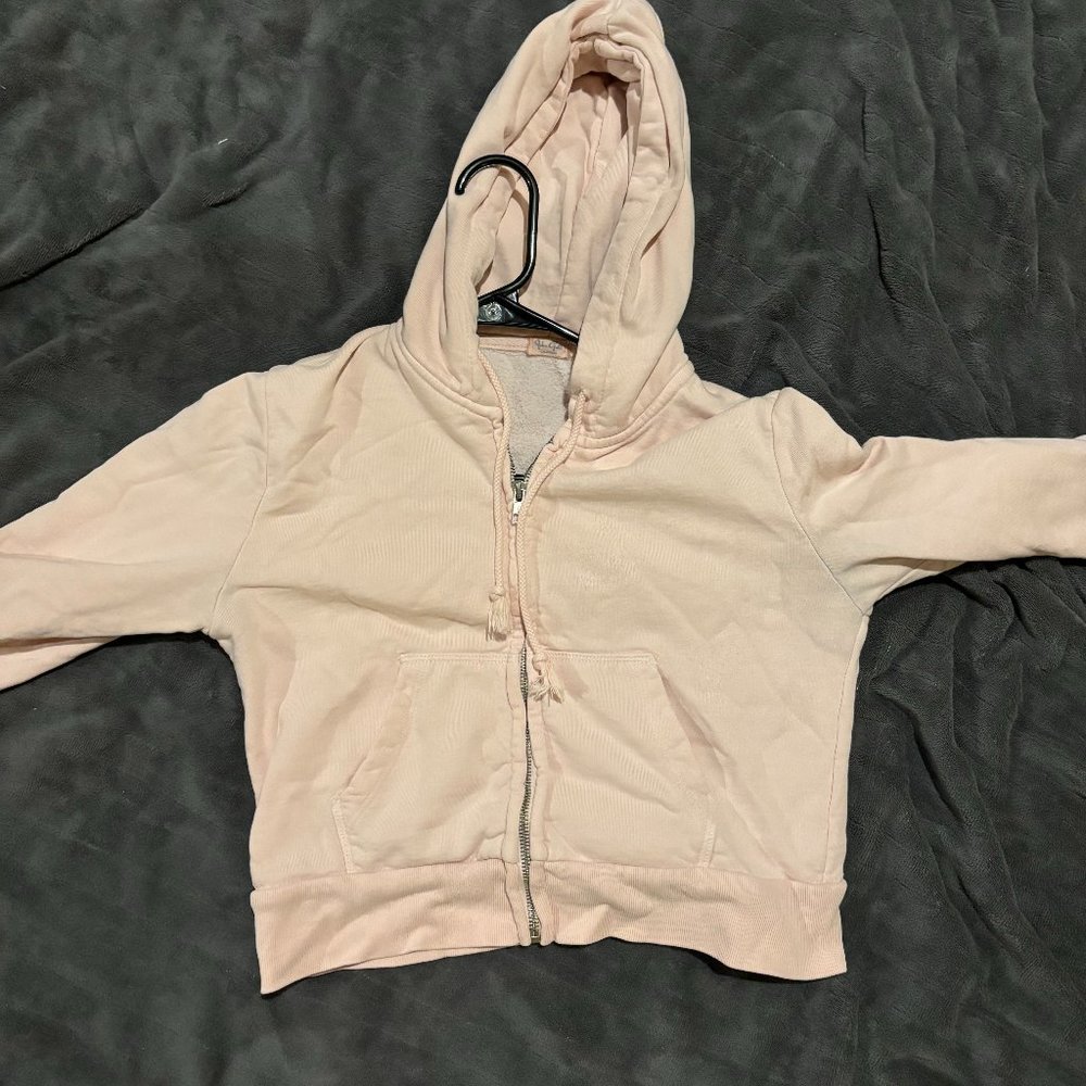 Brandy Melville Cropped Pink Sweatshirt